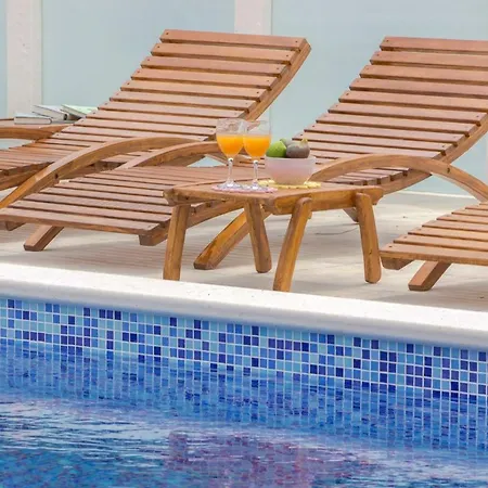 Paradise Apartment