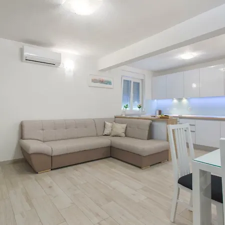 Apartmán Paradise *